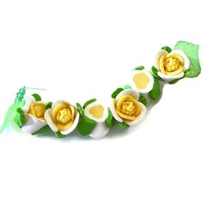 As Low As $2 Lightweight Polymer Clay Yellow & White Blossoms 13mm x 10mm (6)